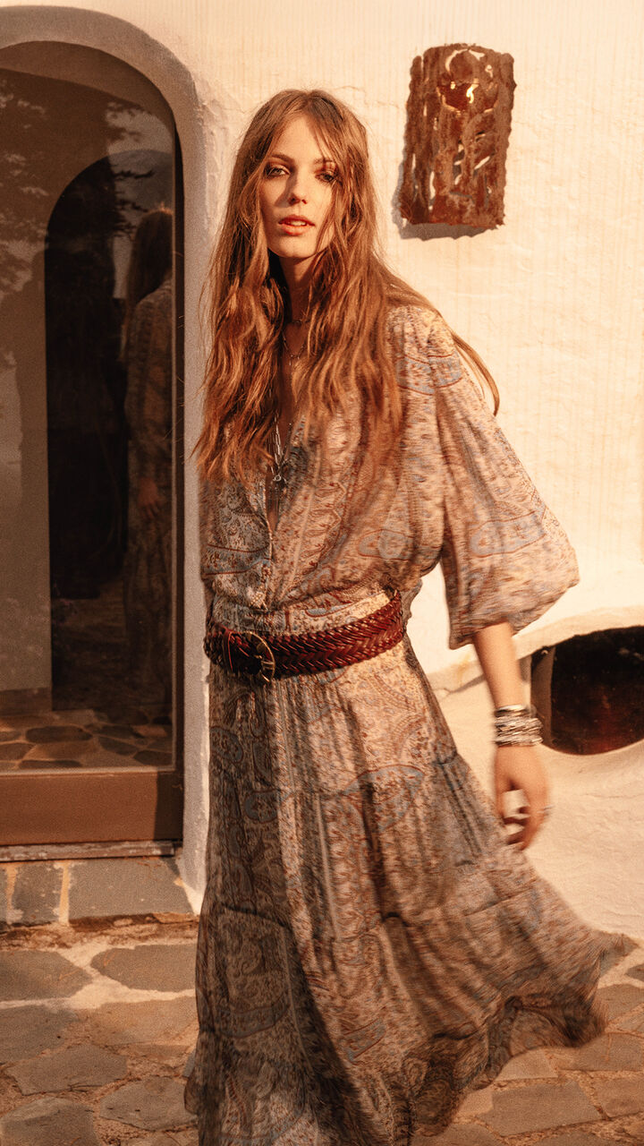 A model wearing a dress